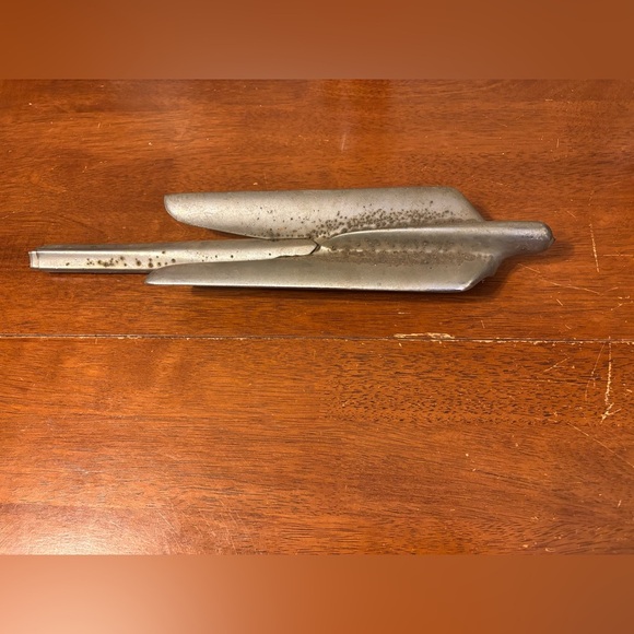 Later 1940s Cadillac Hood Ornament Latch Flying Goddess - Picture 1 of 16